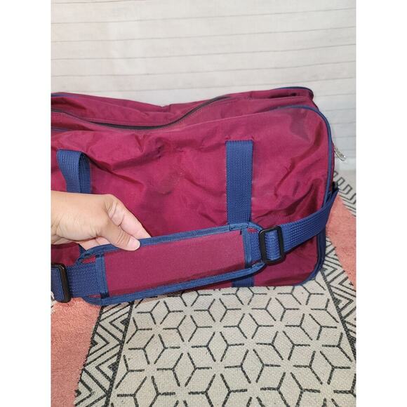 NIKE Y2K MAROON & NAVY DUFFLE BAG W SHOULDER STRAP - Picture 5 of 15